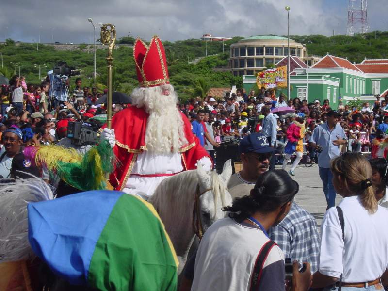 Sinterklaas maakt zijn eerste rondje op het Waaigat
