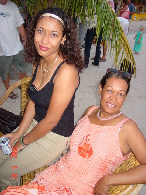Nohelia en Teresita maken Curacao onveilig...