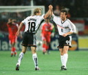 Bierhoff und Klinsmann sichern das Achtelfinale